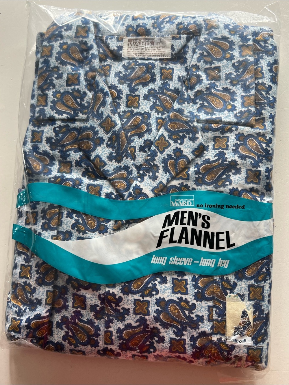 Vintage Montgomery Ward Men's Flannel Long Sleeve Pajamas - Blue Paisley Size L